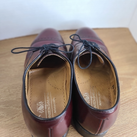 (0000) Johnston & Murphy Men's Aristocrat Cap Toe, Size: 8.5 D, Color: Burgundy - Picture 10 of 14